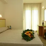 Gala 3*
