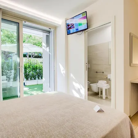 Gala Hotel 3*