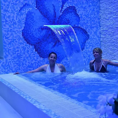 Gala 3* 미사노아드리아티코