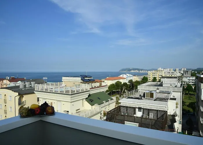 Gala Отель Мизано-Адриатико